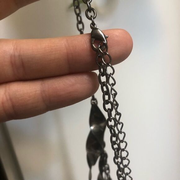 Gun metal gray dangle silver chain Necklace - Picture 7 of 8